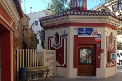 1101 oficina de turismo de requena