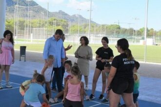 1762 visita escoleta sense cares xiquets 875x500 1