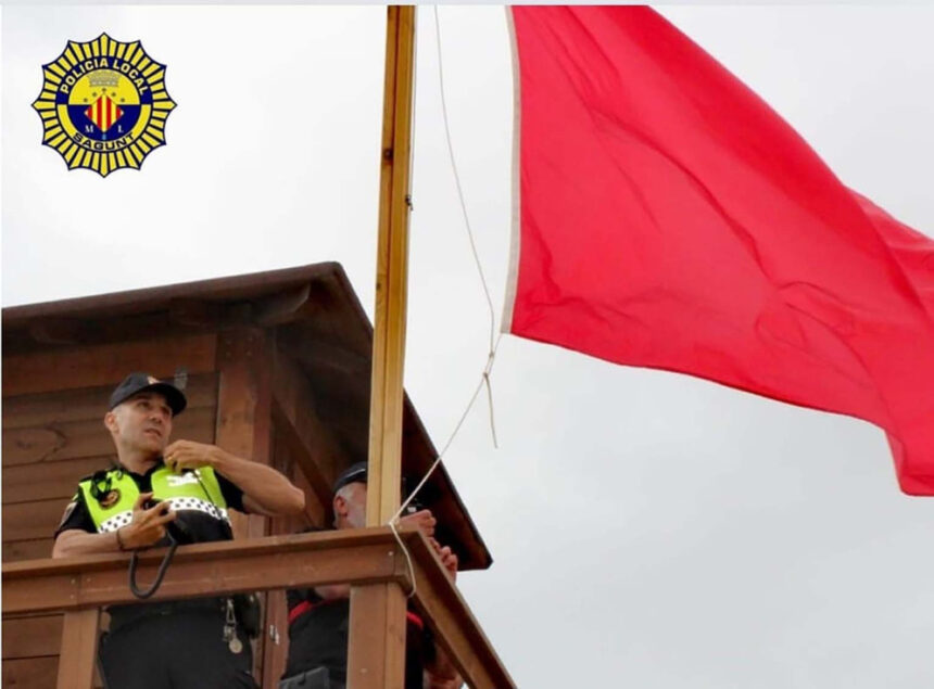 1781 sagunt bandera roja platja policia