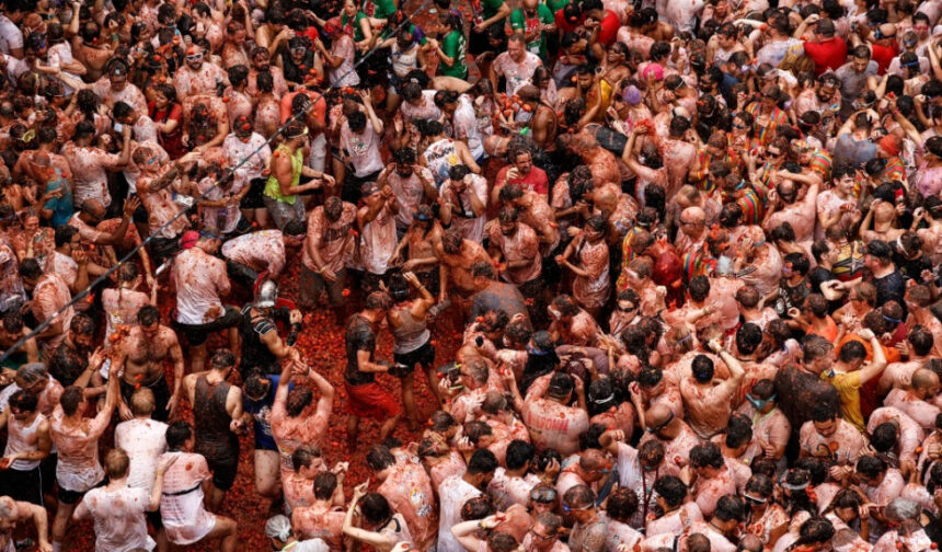 2038 tomatina bunol