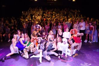2354 off artes escenicas premia a rafael calatayud por su aportacion al sector de las artes escenicas