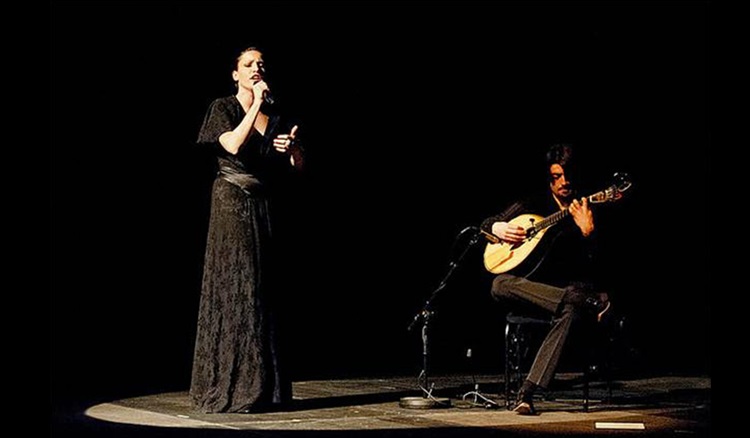 2430 llega a al palau de les arts carminho la gran estrella internacional del fado