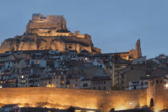 2960 morella castell enllumenat