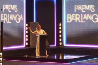 298 avav presento la imagen de la 6a edicion de los premis berlanga