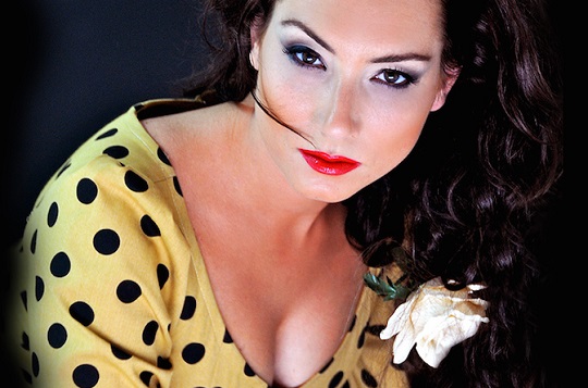 3956 marina heredia en una imagen promocional