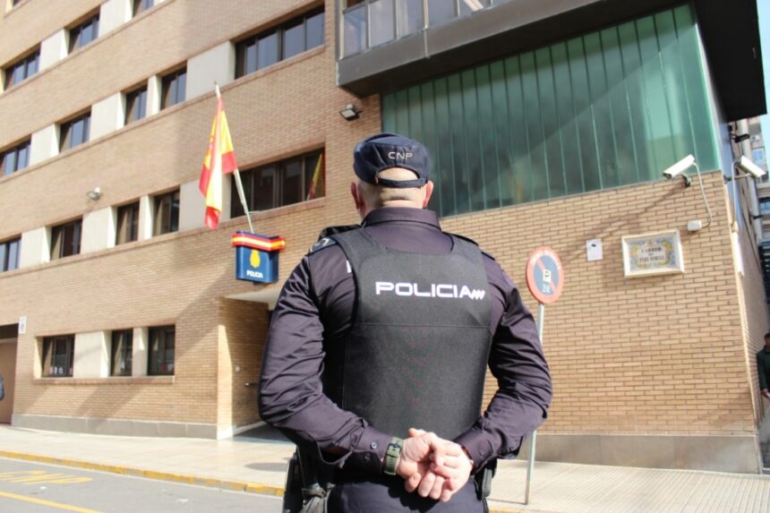 4390 policia nacional