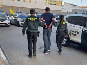 4443 detenido