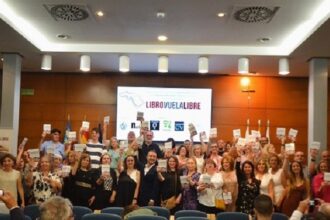 4908 presentacion de la antologia 2023 de libro vuela libre una nueva apuesta por el talento desde valencia
