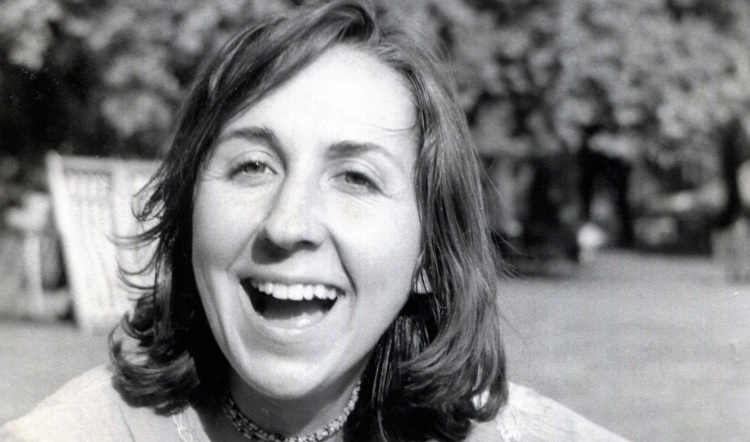 5056 el muvim rinde homenaje a la maestra y escritora carme miquel
