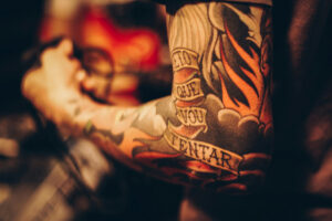 ¿Por qué confiar en una clínica profesional para borrar un tatuaje? 25 5323 phpapnhbg663df9096172c