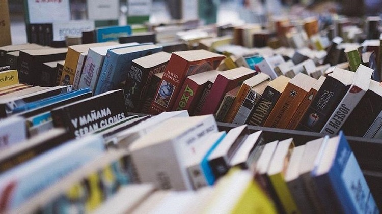5803 el consorci de museus presenta en la fira del llibre de valencia sus ultimas publicaciones