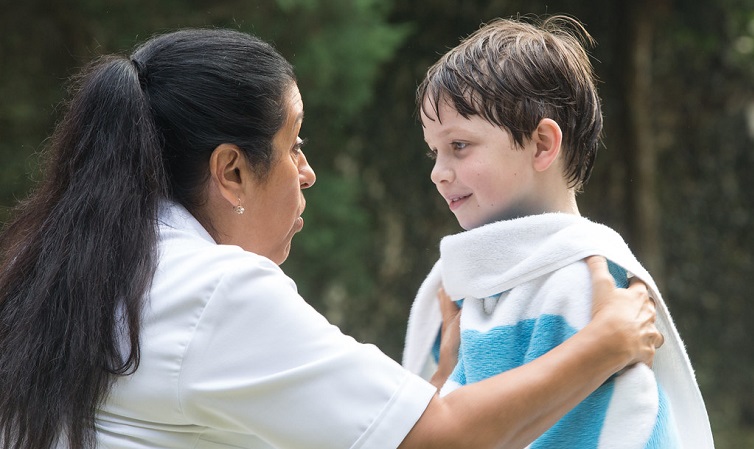 5858 la filmoteca valenciana inicia el ciclo trabajadoras del hogar en la pantalla