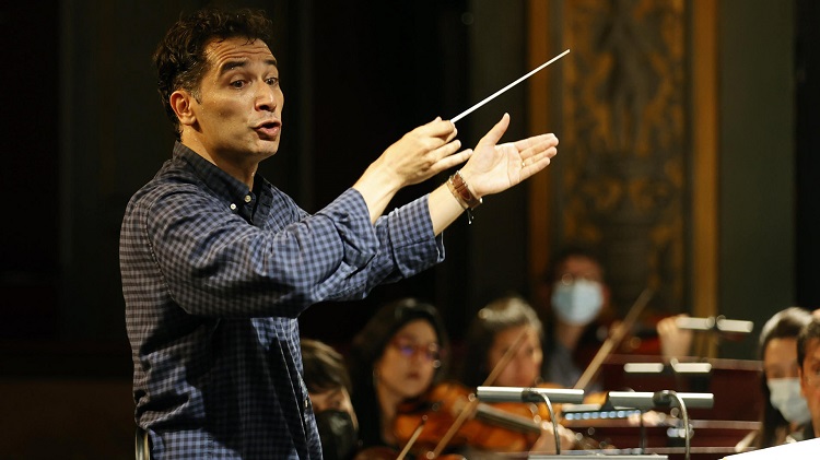 601 andres orozco estrada debuta con la orquestra de la comunitat valenciana