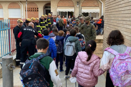 Vuelta de los alumnos de Picanya al colegio tras la DANA.