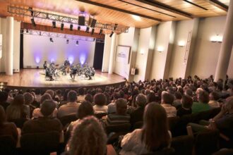 7201 mas de 1200 personas asistieron a la reapertura de la sala rodrigo