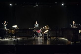 7414 alxarq y luis osca interpretan en el almudin obras de percusion posminimalista