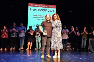 7621 los premios del publico de sala russafa reconocen a waterloo como mejor espectaculo valenciano