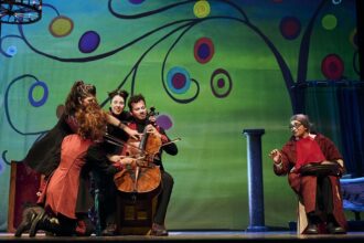 8702 la musica y el humor protagonizan la programacion del escalante