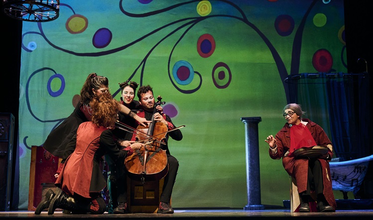 8702 la musica y el humor protagonizan la programacion del escalante