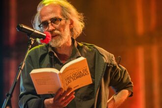 8955 vociferio convoca a mas de 80 poetas al i encontre en veus en la sala carme teatre