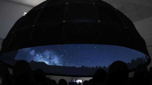 8963 visitas al observatorio astronomico