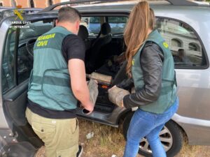 Detenidos en un control los autores del robo de catalizadores en Sueca y Corbera 6 9588 foto 1 3