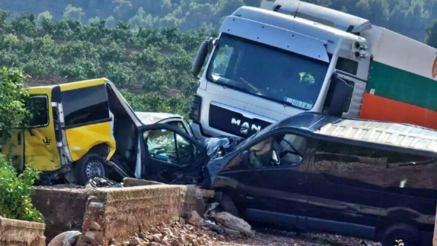 9643 benifairo accident camio