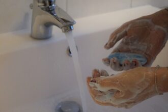 9841 wash your hands g93c10f222 1280
