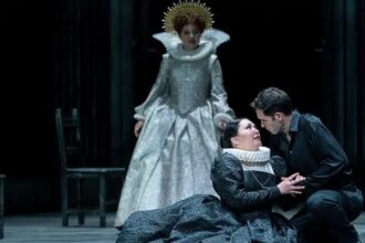 2065 les arts estrena maria stuarda dentro de su produccion de la trilogia tudor