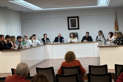 3546 xativa ple municipal amor amoros
