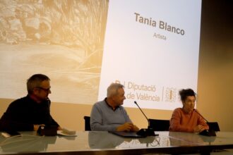 6023 tania blanco lleva al muvim su exposicion the green bubble y su homenaje a mama titi