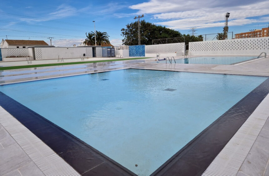 8313 piscina
