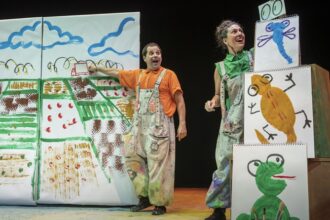 9128 sala lhorta ofrece una nueva funcion del espectaculo infantil croma