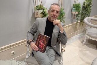 9475 javier alandes el arte conserva la historia de un pueblo construye una memoria colectiva