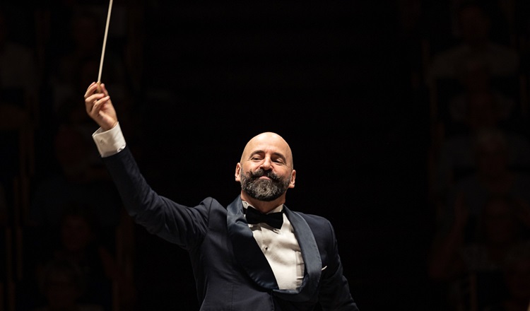 9867 el viola antoine tamestit inicia su residencia en el palau de la musica