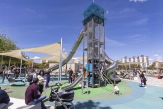 Plaza del Agua en la playa de Gandia