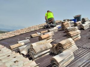 La contratación indefinida en Riba-roja crece un 440% en diez años y el paro baja en 66 personas este año 22 atur ribaroja1