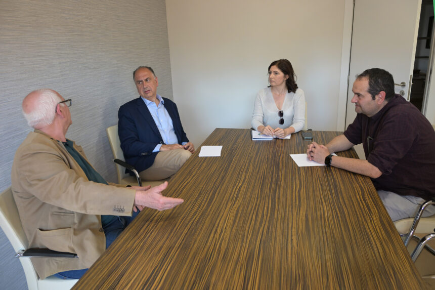 Reunión de la alcaldesa y responsables municipales de Paiporta con el conseller Valderrama.
