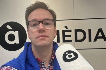 Donis Salvador presenta Fora de Cobertura