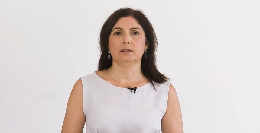 Maribel Albalat, en el vídeo emitido por redes sociales.