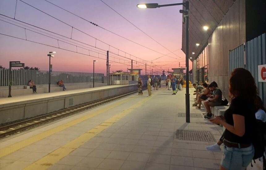 Los usuarios del metro vuelven a usar las líneas en l'Horta Sud y la Ribera Alta.
