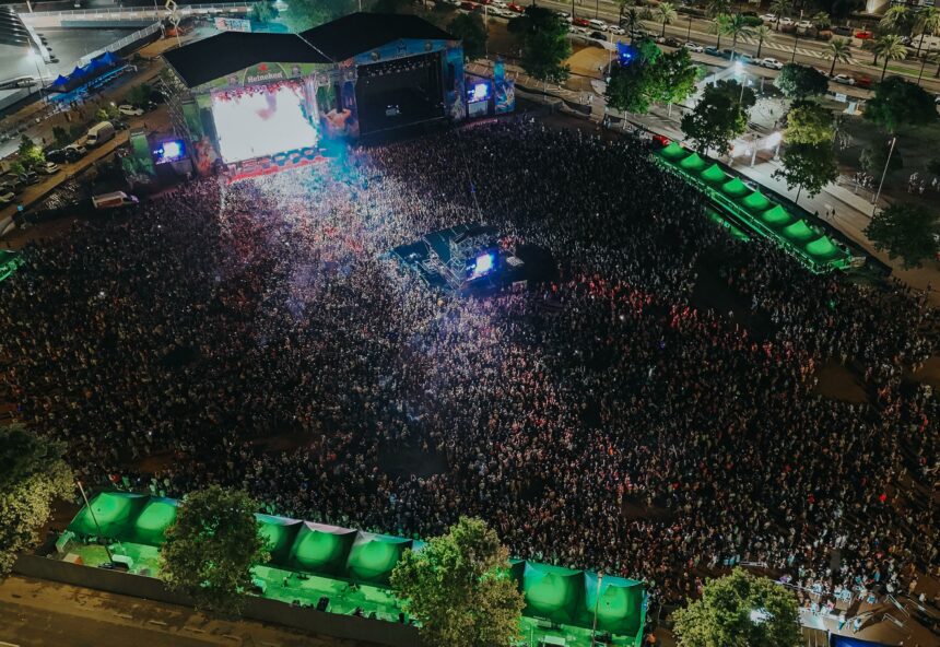 Vista aèria del Pirata Beach Fest de Gandia.