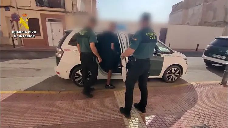 opwithbeardalicanteeditada.00002911.Imagenfija006
