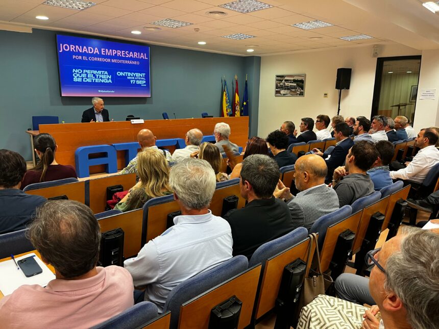 Vicent Boira, durant la seua intervenció en la jornada.
