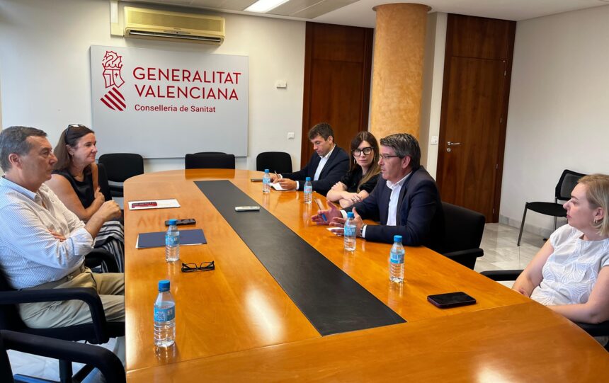 Imatge de l'entrevista entre Jorge Rodríguez i Marciano Gómez.