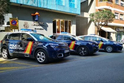 Tres detenidos en Gandia por explotar sexualmente a una mujer 4 261025