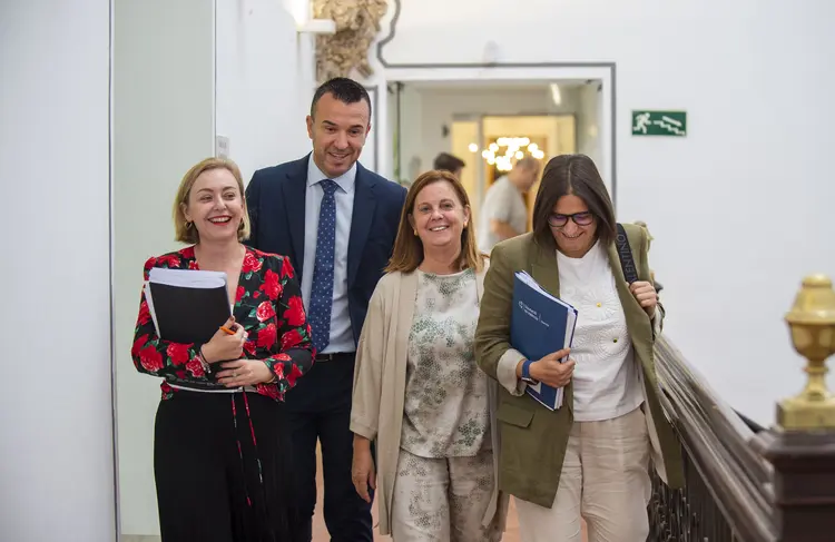 La Diputación aprueba proyectos por 2,1 millones en Bétera, Llíria, Benissanó y Riba-roja 1 PlenoDiputacionfotoAbulaila3 4