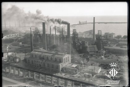 Sagunt acollirà el I Congrés d'Arxius Històrics Industrials amb experts de tota Espanya 3 Foto d'arxiu dels antics Alts Forns del Mediterrani de Sagunt.