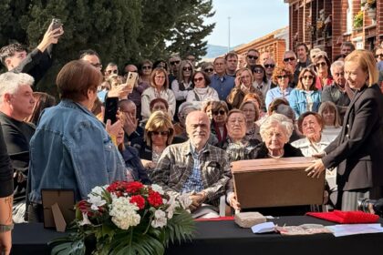Acte de retorn de les restes de Miguel Alabort a Benigànim.