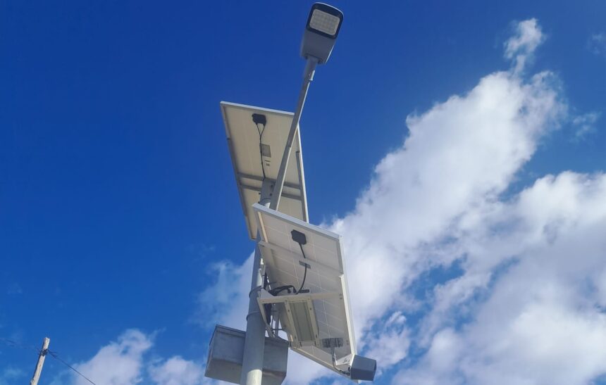 Una de les càmeres instal·lades als accessos del Carraixet a Xàtiva.